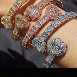 Elegant Heart-Shaped Women's Bracelets